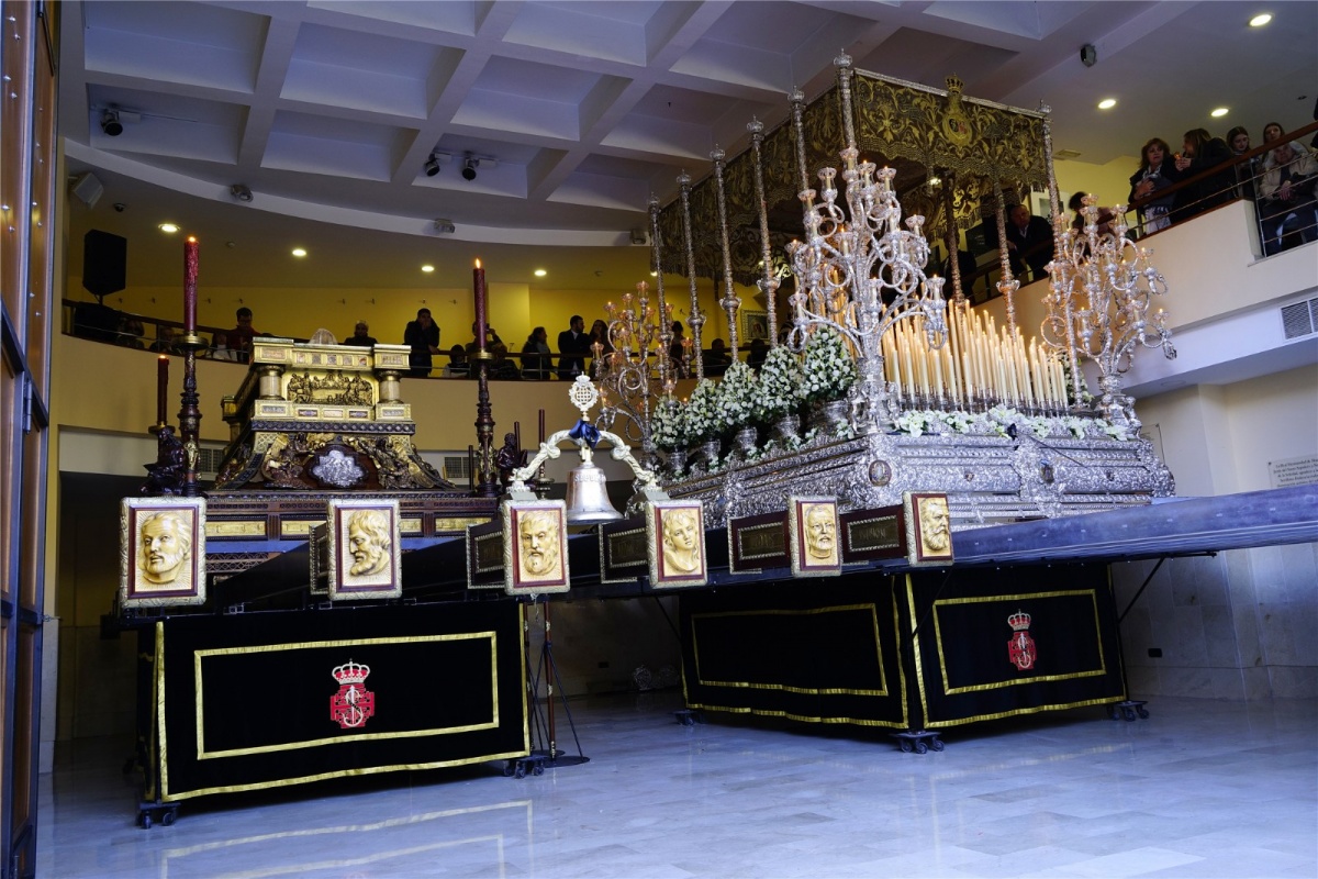 社区盾赛前走向成谜，塞维利亚主帅复盘，话题不断，纪律约束更严格 -球速体育