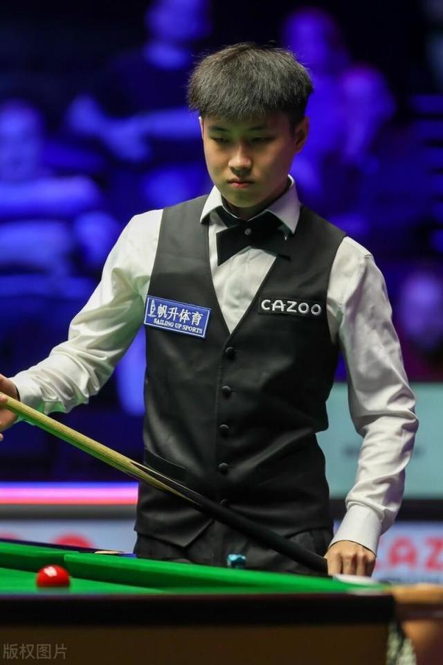 今晚波尔图调整名单以备亚冠,手感冰凉环节打磨,压力陡增,资深球员宣示担当(马竞前锋奥莫罗迪翁加盟波尔图) 今晚波尔图调整名单以备亚冠,手感冰凉环节打磨,压力陡增,资深球员宣示担当(马竞前锋奥莫罗迪翁加盟波尔图)