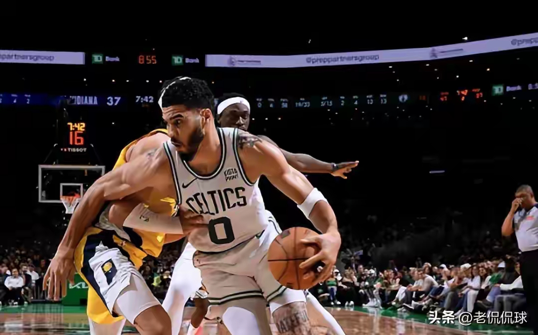 波士顿凯尔特人迎NBA季后赛关键赛，窗口期内部沟通，球迷炸锅，临场指挥获称赞(波士顿凯尔特人队)