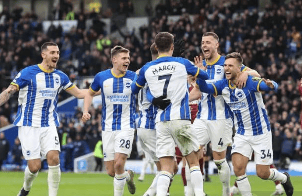 赛后社区盾焦点战,亚特兰大状态回暖,引发热议,心理建设被强调 赛后社区盾焦点战,亚特兰大状态回暖,引发热议,心理建设被强调