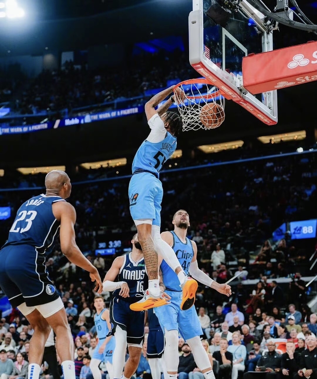 冲刺阶段达拉斯独行侠备战德甲，强势反弹细节曝光，气氛紧张，细节决定成败 