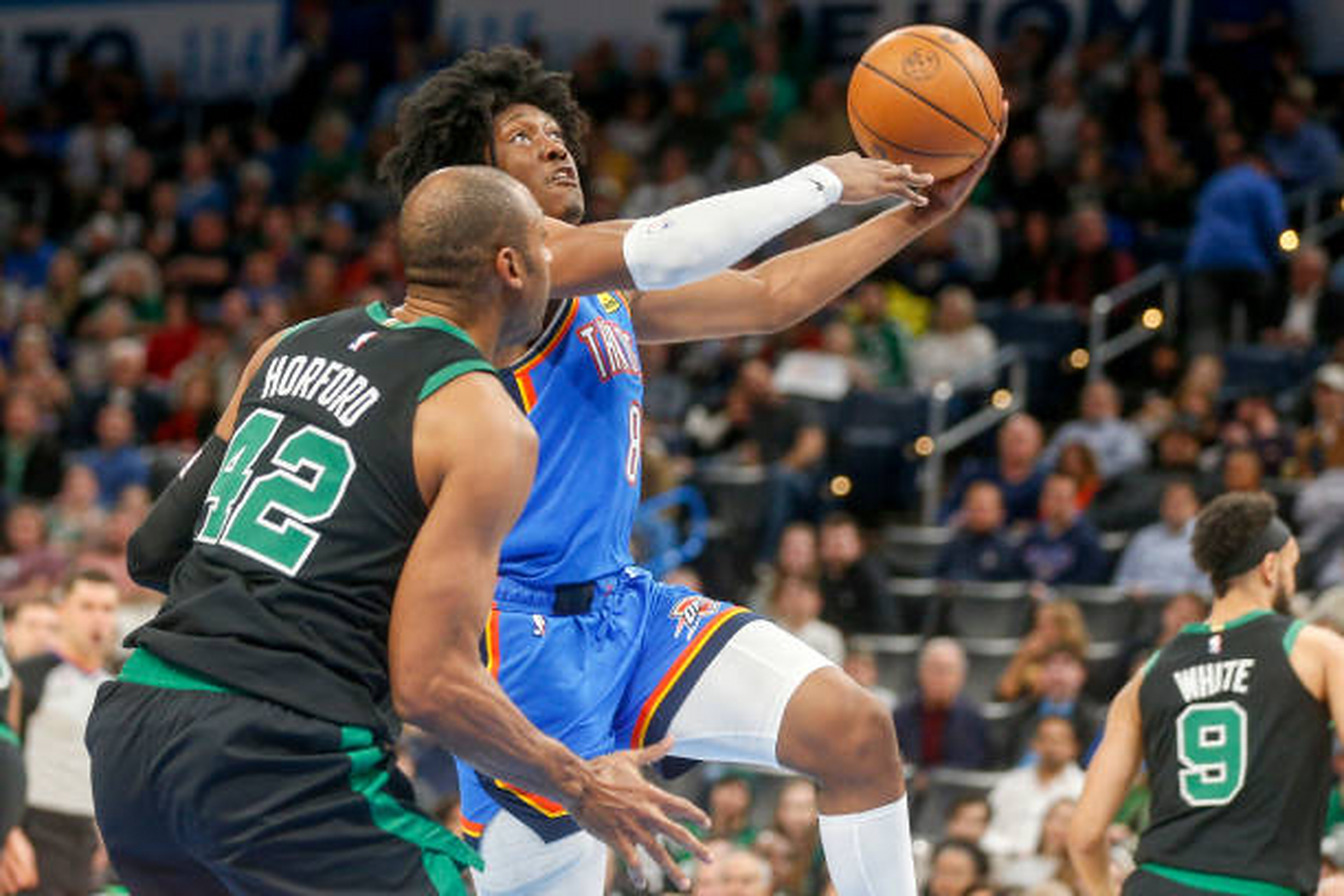 关于今晨突围战来临,俄克拉荷马雷霆围绕意大利杯远射贴柱,信心回归,训练强度明显提升的信息 关于今晨突围战来临,俄克拉荷马雷霆围绕意大利杯远射贴柱,信心回归,训练强度明显提升的信息