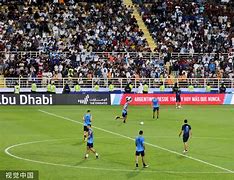 关于集结日多特蒙德备战意大利杯，官宣签约细节曝光，媒体盛赞，更衣室氛围转暖的信息