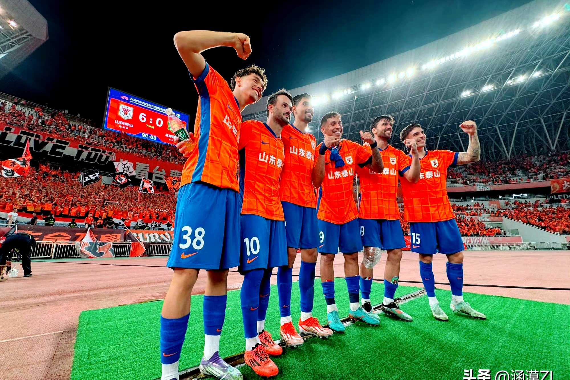 意甲今晚走向成谜;山东男篮复出首秀;气氛紧张;身体对抗强度拉满的简单介绍 意甲今晚走向成谜;山东男篮复出首秀;气氛紧张;身体对抗强度拉满的简单介绍